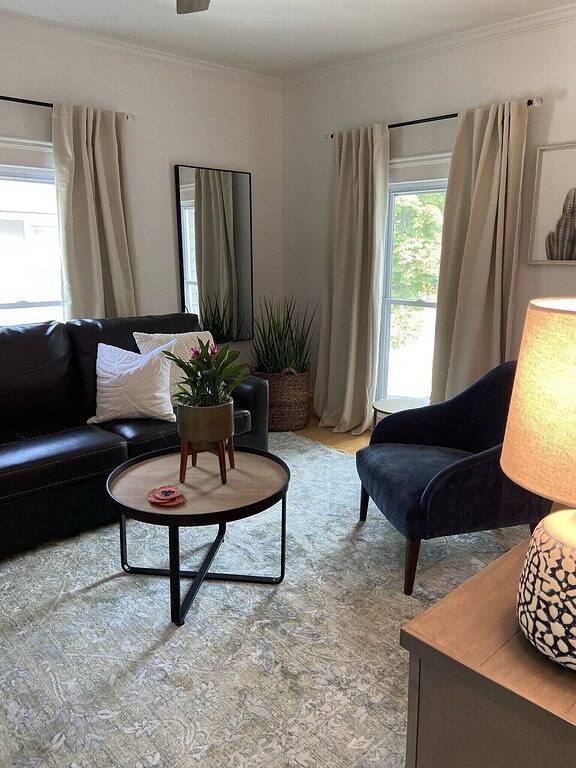 Ganze Wohnung, Le Petit - 5 min. Walk to Lake Resort or Downtown in Canandaigua, Canandaigua Lake