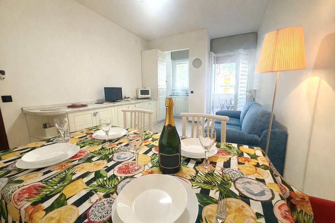 Appartement entier, Andora Centro: Relax per 6 a due passi dal mare in Guardia di Finanza, Andora