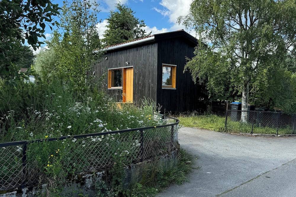 Ganze Wohnung, Tiny house in the city in Hamar