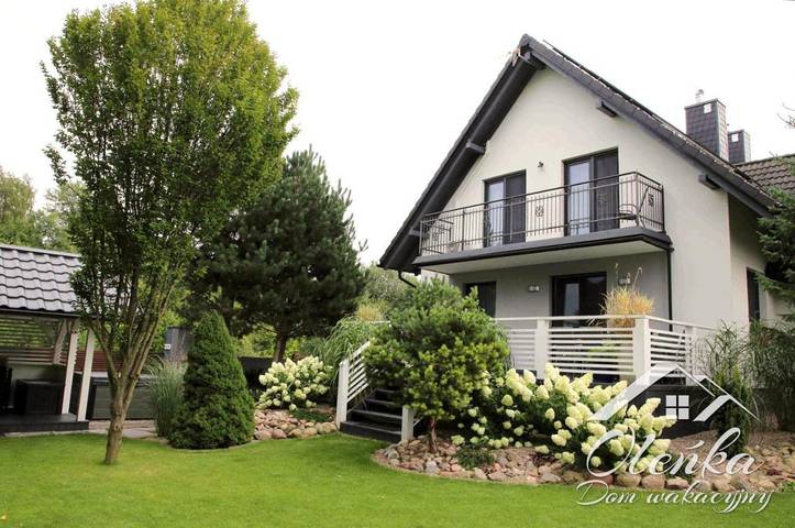 Ferienhaus für 10 Personen, mit Whirlpool und Sauna sowie Garten - 1