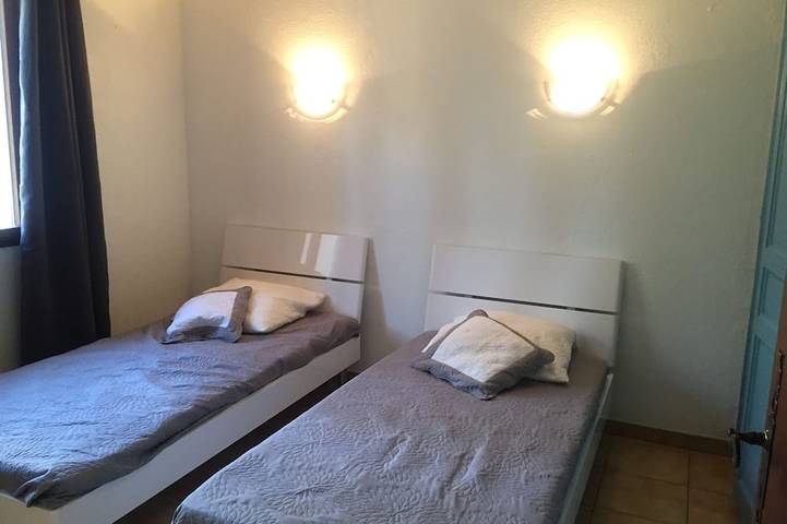 Gîte pour 8 personnes, avec jardin et balcon dans Dentelles de Montmirail - 2