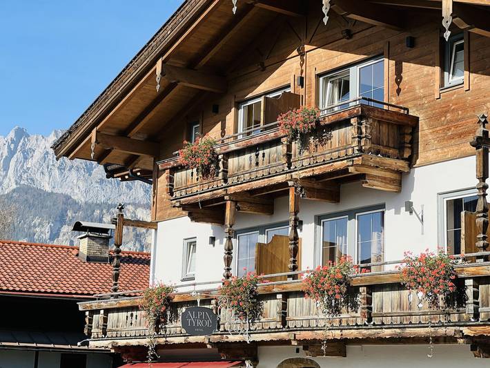 Hotel für 2 Personen, mit Balkon in St Johann in Tirol