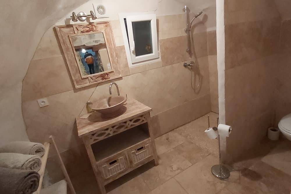 Gîte de charme de 60m2 in Châteauneuf-Val-Saint-Donat, Région de Forcalquier