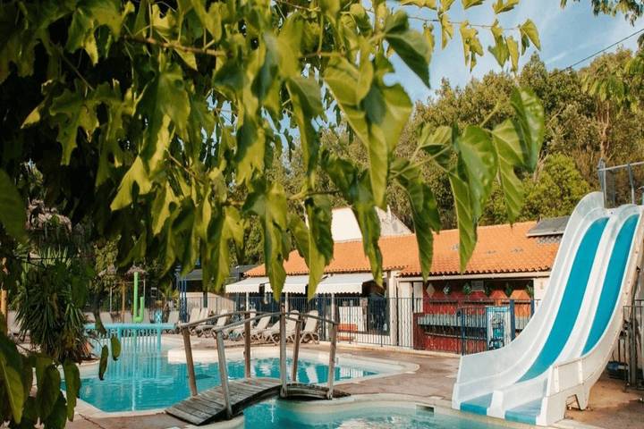 Camping pour 3 personnes, avec bassin pour enfant à Bormes-les-Mimosas - 2
