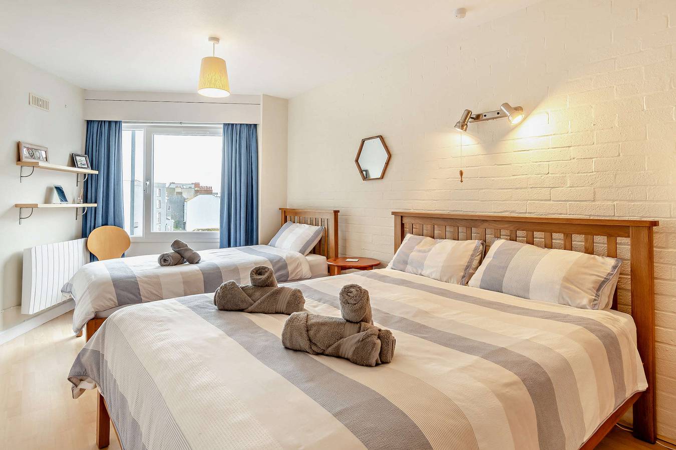 Ganze Wohnung, Ferienwohnung für 5 Personen mit Meerblick in Tenby, Pembrokeshire