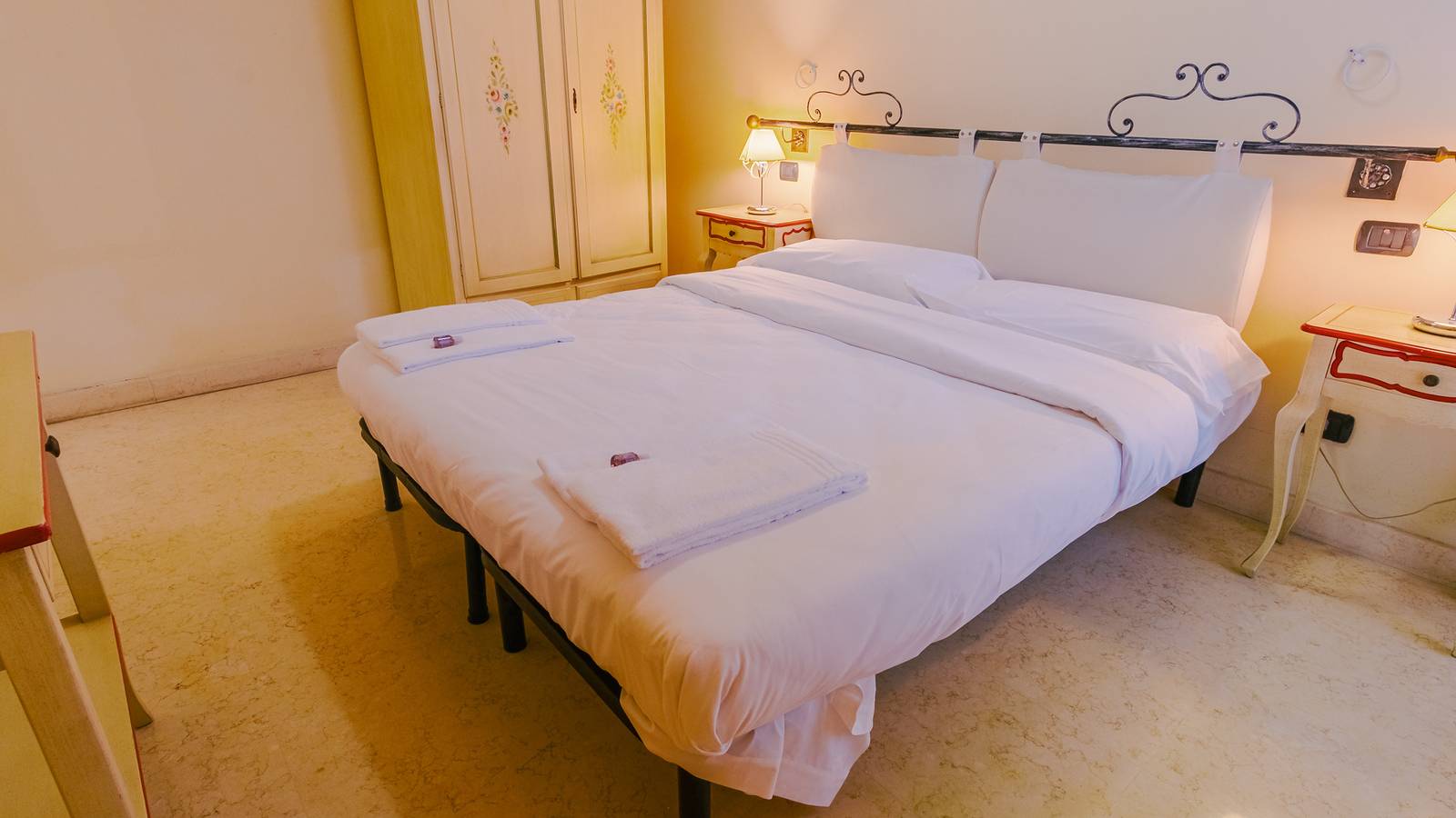 Appartamento intero, Appartamento vacanze per 4 persone con giardino in Rivoltella del Garda, Desenzano del Garda