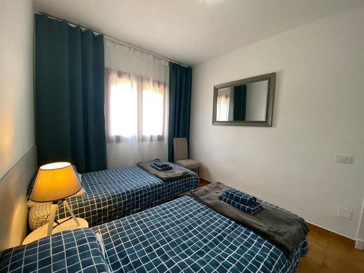 Gîte pour 4 personnes, avec jardin et vue dans Santiago de la Ribera - 4
