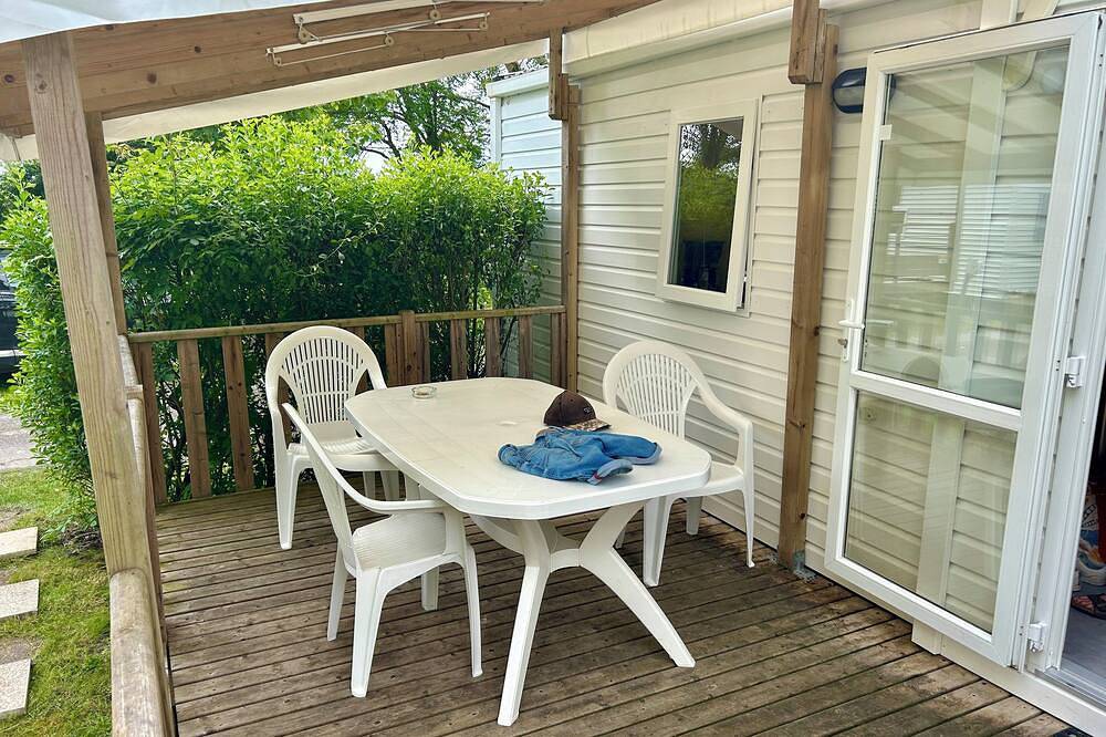 Mobilhome à 4 Kils de la Station Balnéaire la Tranche sur mer in Angles, Vendée