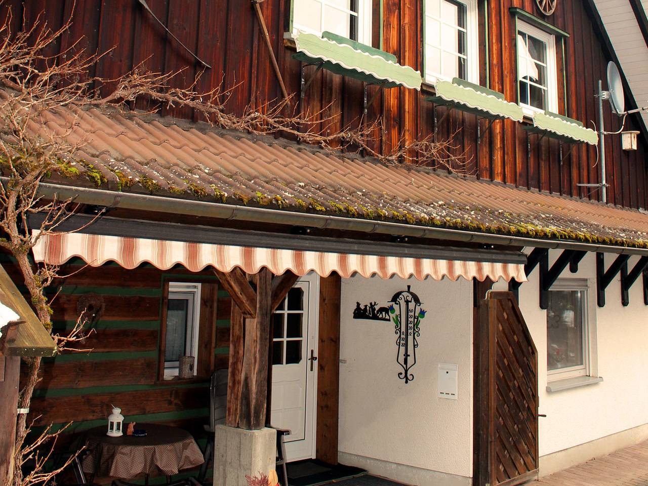 Ganze Wohnung, Apartment 'Hirtenhaus' mit gemeinsamer Terrasse und Wlan in Attendorn, Biggesee