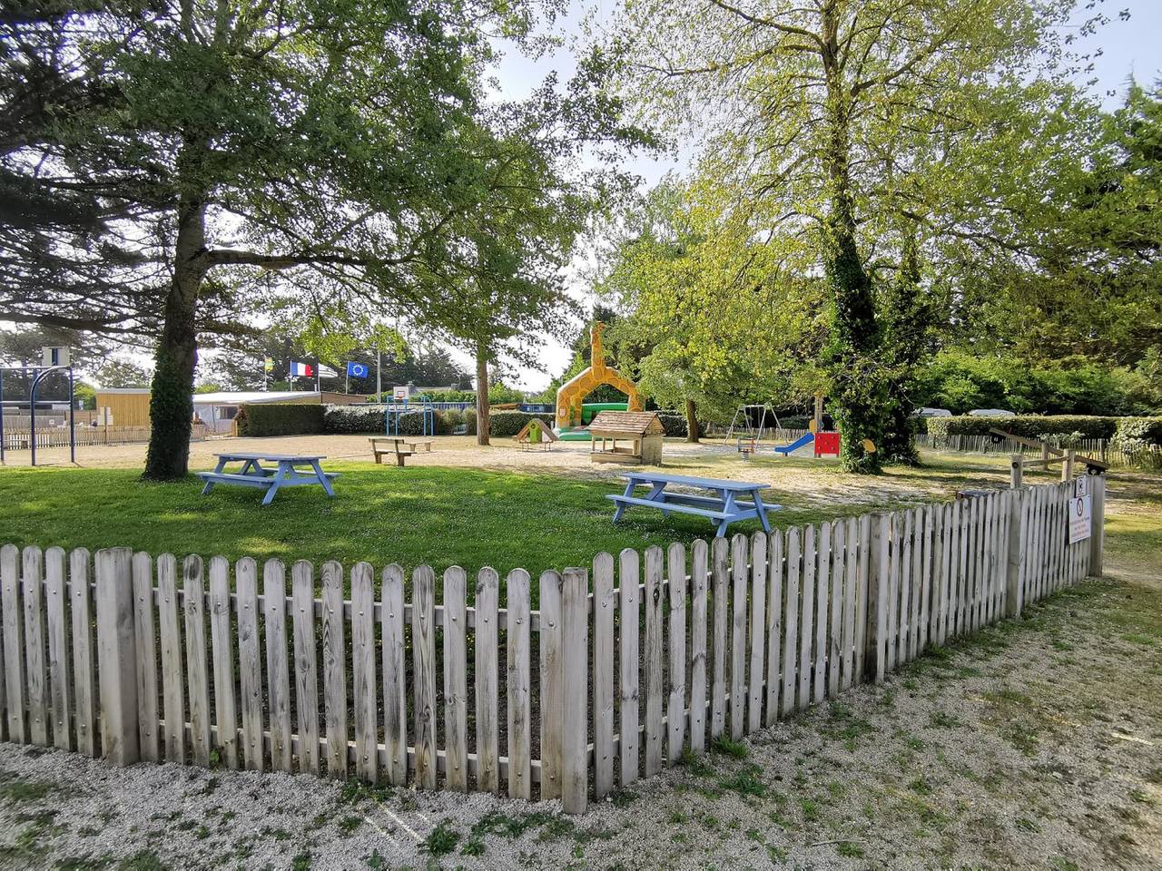 Cocosweet, bord de mer in Plounévez-Lochrist, Côte des Légendes