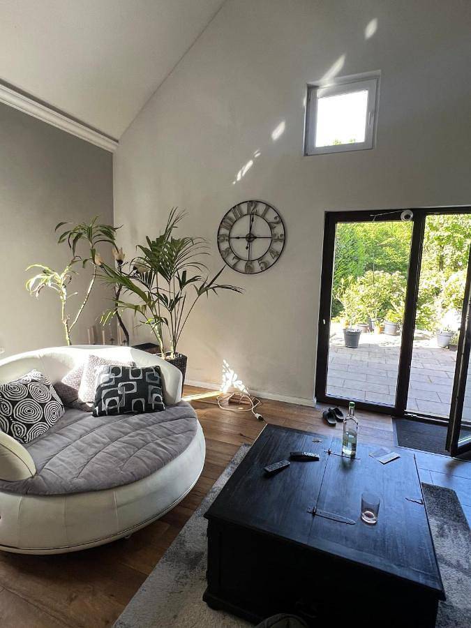 Cały apartament, Three-Bedroom Apartment in Bochum, Zagłębie Ruhry
