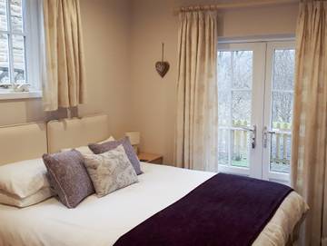 Log Cabin for 2 People in Kielder Forest Park, North East England, Photo 4