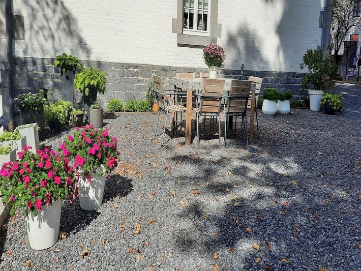 Location de vacances pour 9 personnes, avec jardin et terrasse à Beauraing - 2