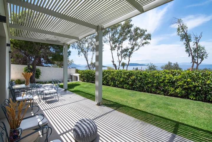 Appartement de vacances pour 4 personnes, avec vue ainsi que jardin et balcon