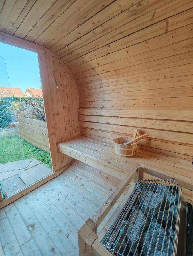 Location de vacances pour 2 personnes, avec sauna à Saint-Parize-le-Châtel - 3