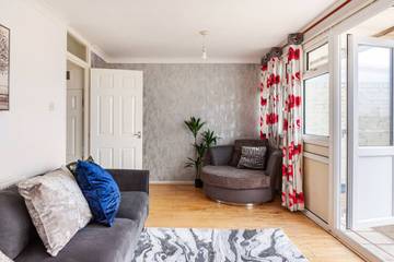 Holiday Apartment for 4 People in Broxbourne, Hertfordshire, Photo 1