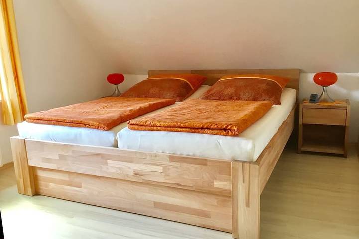 Ferienwohnung für 2 Personen, mit Terrasse und Garten in Wiesmoor - 2