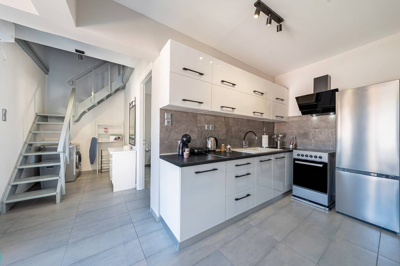 Ferienhaus 'Kate' mit Bergblick, Wlan und Klimaanlage in Korfu