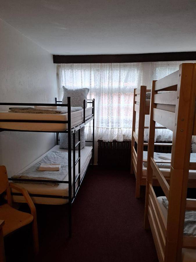 Hostel für 8 Personen, mit Ausblick in Sorge - 4