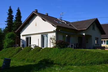 Gîte pour 14 personnes, avec jardin et terrasse en Alsace