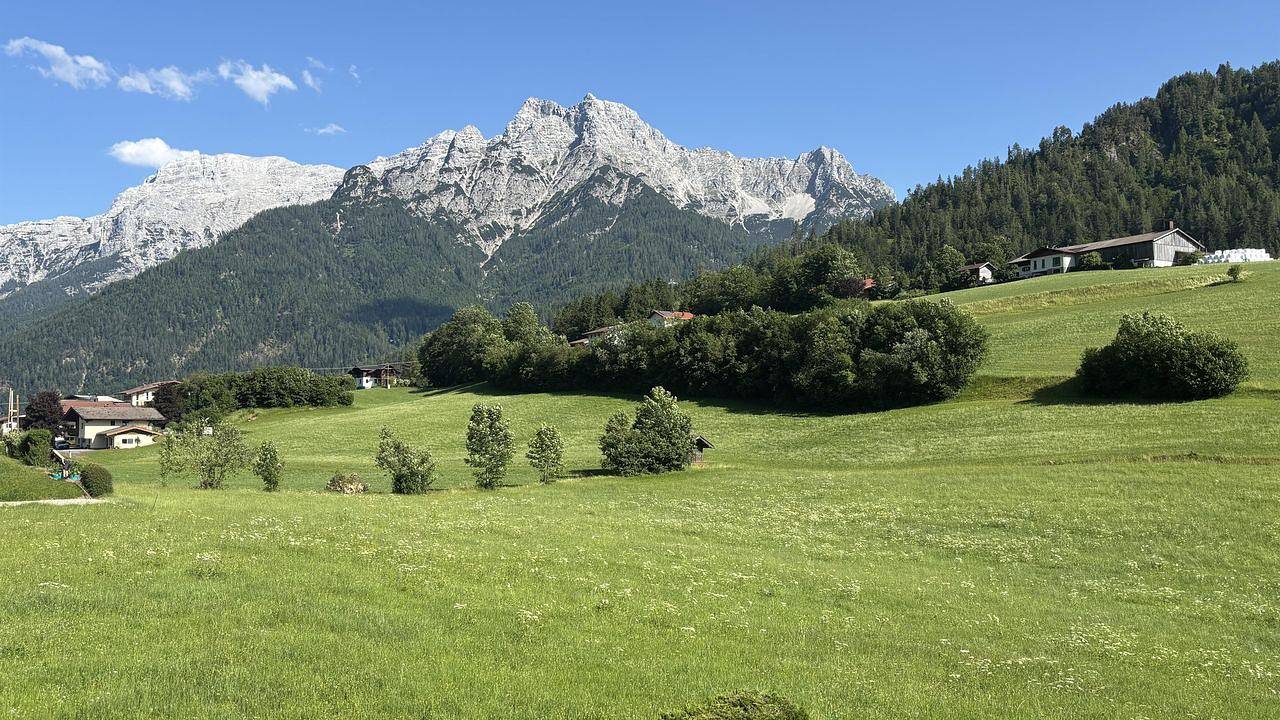 Geheel vakantieappartement, Vakantieappartement voor 2 personen met balkon in Waidring, Chiemgau Alps