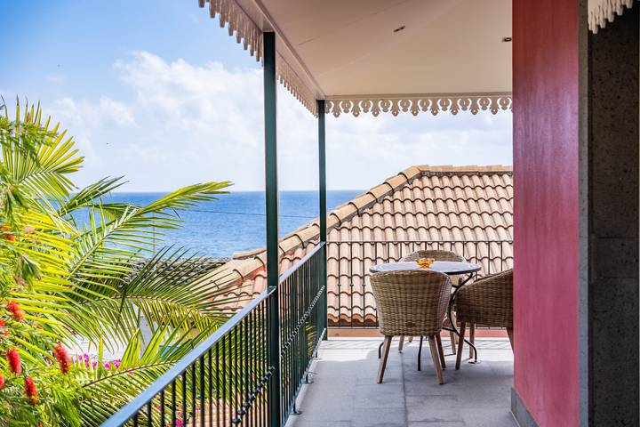 Apartamento para 4 personas, con Vistas al mar y Balcón además de Terraza y Jardín en Ponta do Sol