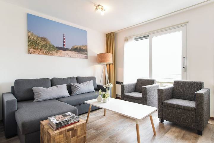 Ferienwohnung für 6 Personen, mit Pool und Balkon auf Ameland