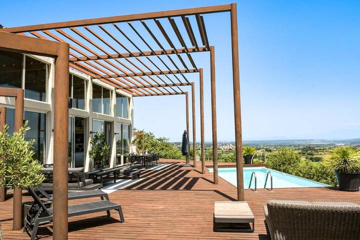 Maison d’hôte pour 2 personnes, avec jardin et piscine ainsi que jacuzzi et sauna à Rochefort-du-Gard