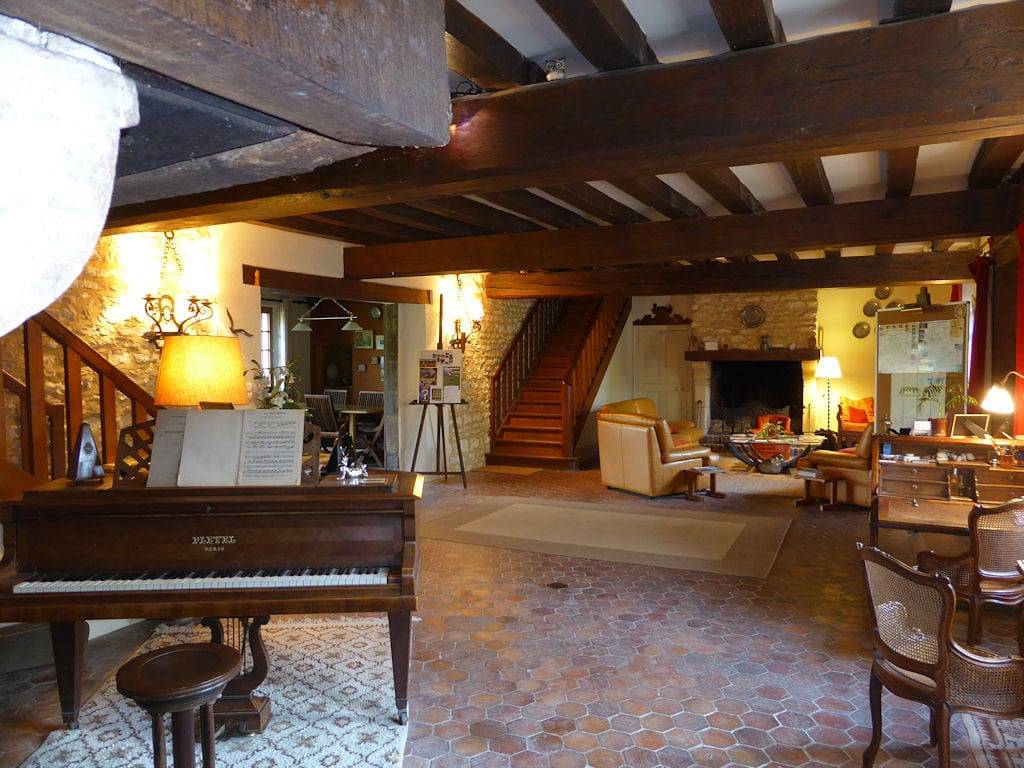La Bichonnière - Chambre Le Chevreuil in Lindry, Région d'Auxerre