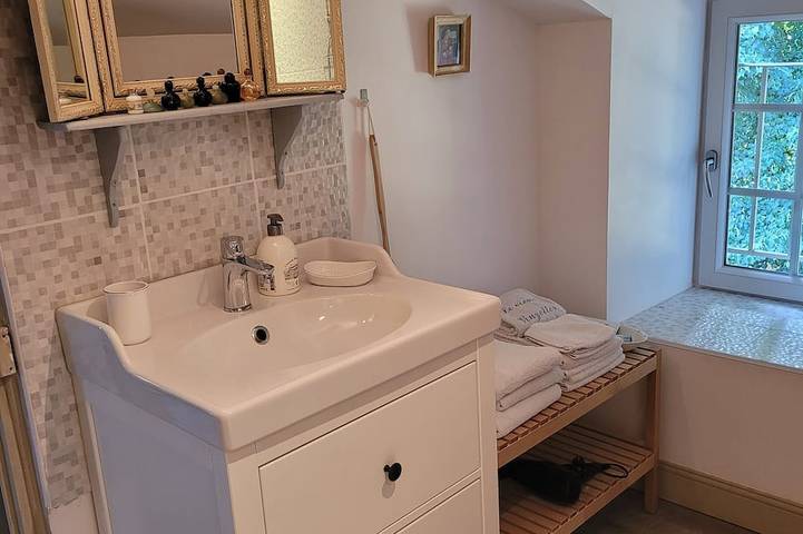 Location de vacances pour 19 personnes, avec balcon et jardin à Volvic - 4