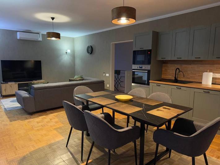 Location de vacances pour 10 personnes, avec vue et jardin, animaux acceptés à Cosne-Cours-sur-Loire - 3