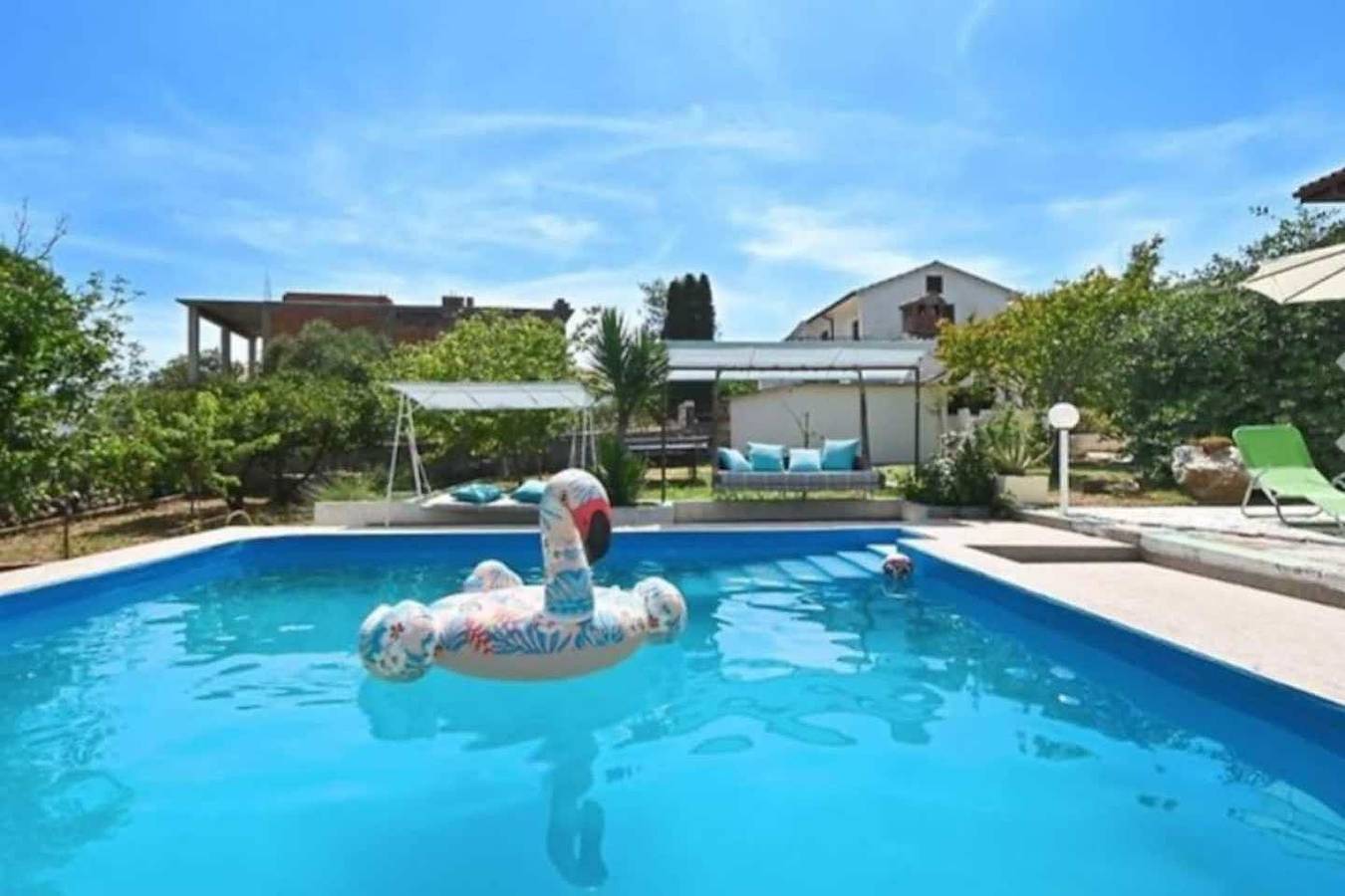 Comfortabel huis met terras en uitzicht op zee Mavarstica (Ciovo) K-25200 in Okrug Gornji, Čiovo