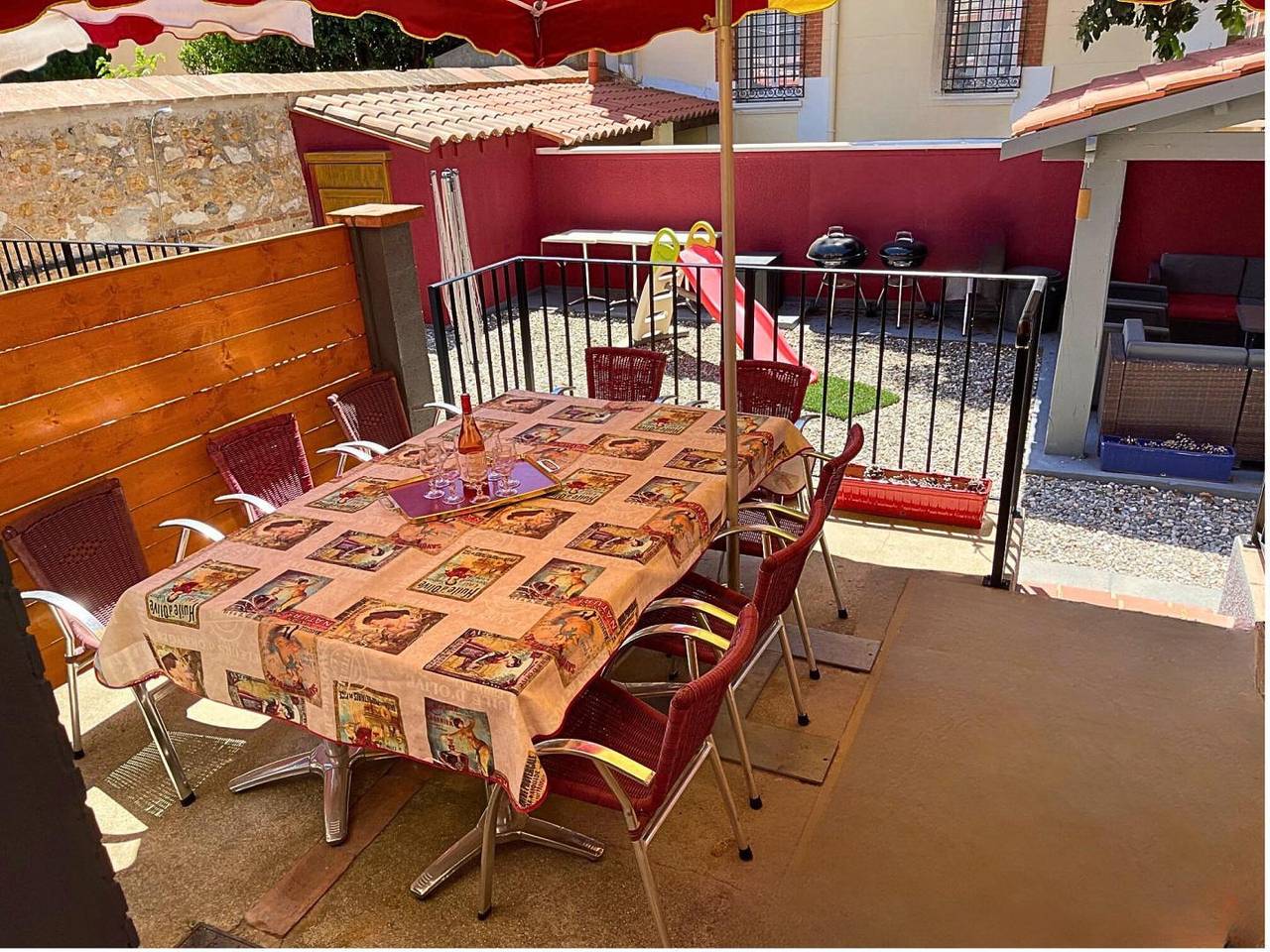La Maison Rouge in Saint-Laurent-de-la-Salanque, Côte d'Améthyste