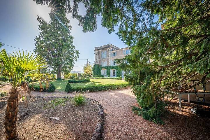 Gîte pour 2 personnes, avec piscine et jardin à Pont-du-Château - 4