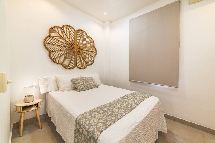Home2Book Seville House with Private Rooftop in Nervión, Sevilla