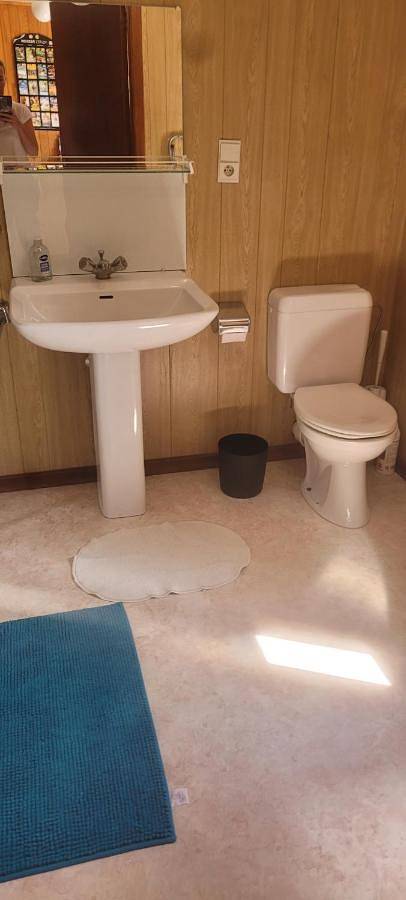 Location de vacances pour 6 personnes, avec vue et balcon à Bertogne - 3