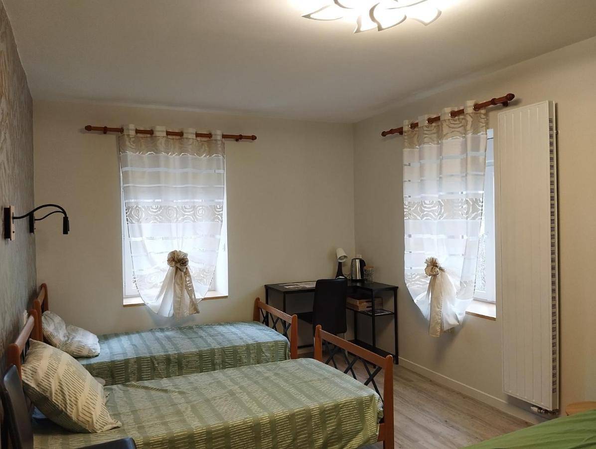 La Canissa Carrada chambre familiale Canopée in Chaspuzac, Haute-Loire