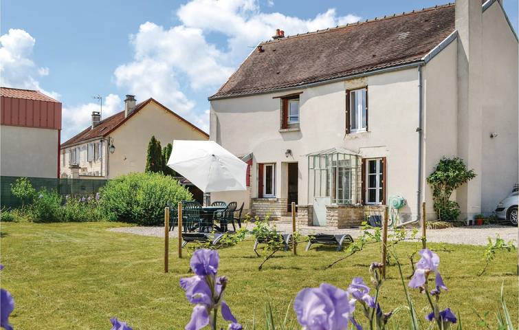 Location de vacances pour 5 personnes, avec Terrasse et Jardin dans Buxières-sur-Arce