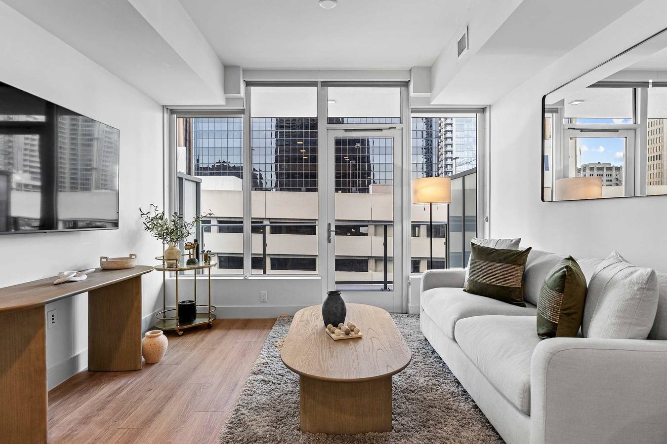 Appartamento intero, New Downtown Luxe King Suite Sauna Pool Access in San Diego, San Diego County