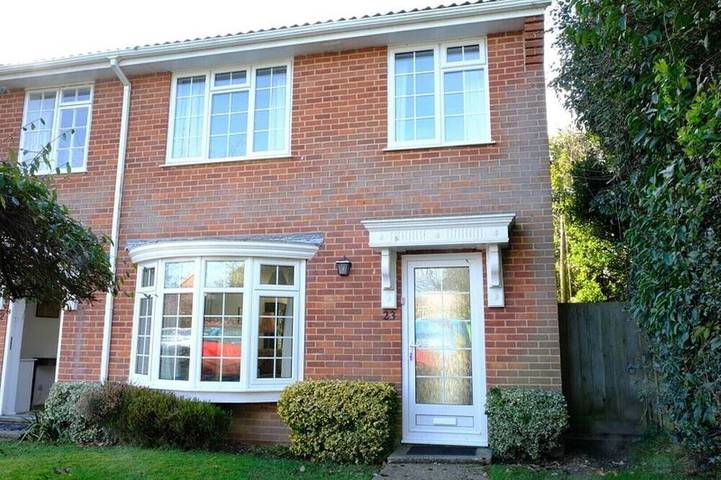 Holiday rental for 5 people, with terrace and garden in Milford-on-Sea