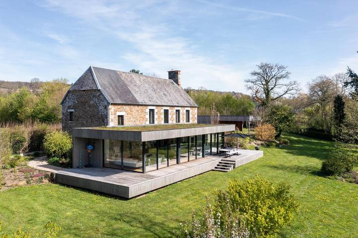 Location de vacances pour 10 personnes, avec terrasse et vue dans Souleuvre-en-Bocage