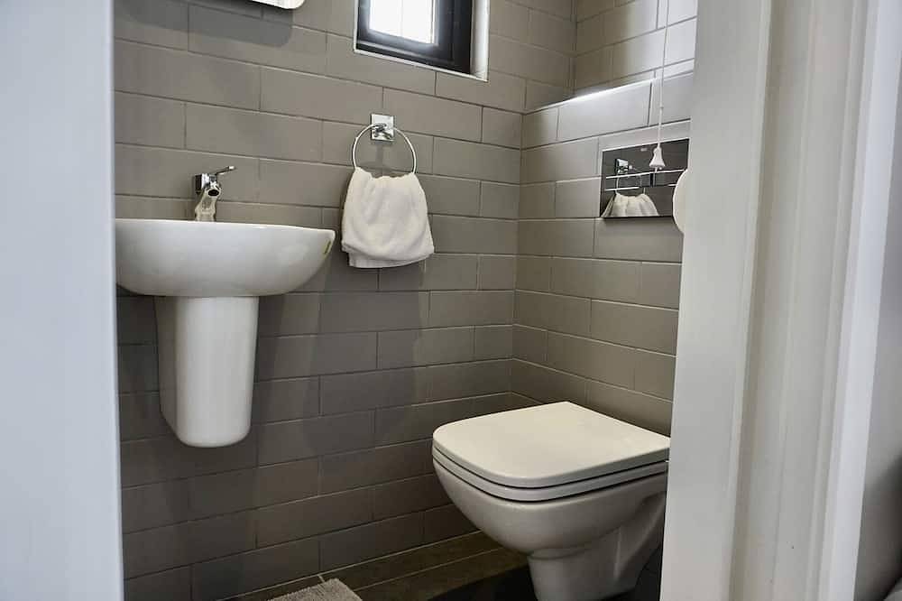 Deluxe Holiday Cabin in Newry, County Armagh