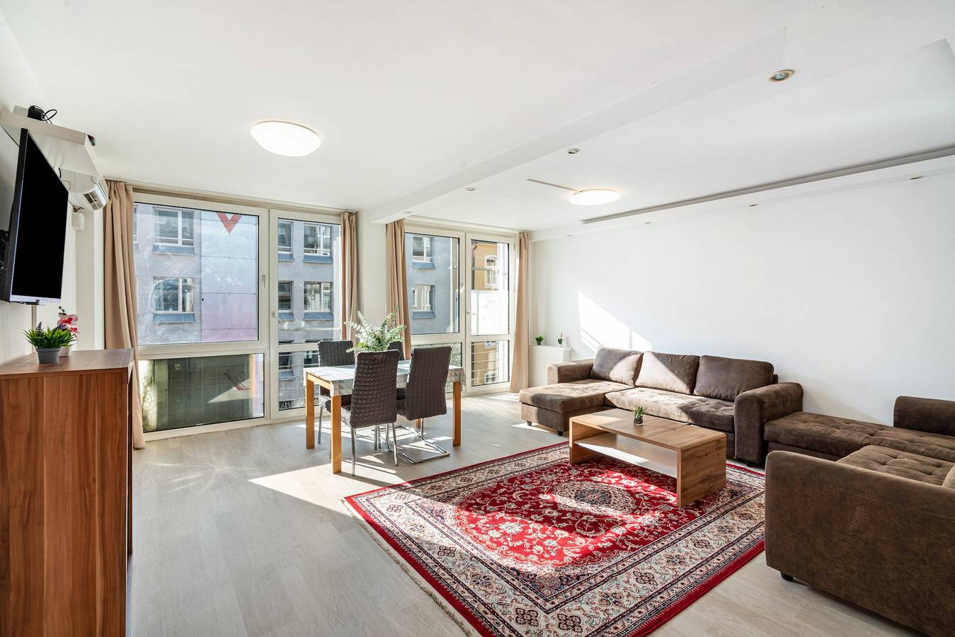Aldars Urban Suite No.5 with Wi-Fi and Air Conditioning in München Ludwigsvorstadt, München
