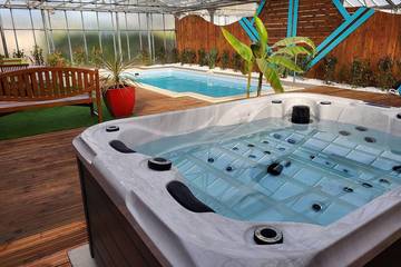 Location de vacances pour 4 personnes, avec jardin et jacuzzi à Saint-André-de-Sangonis