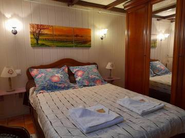 Cottage pour 2 personnes, avec jardin et terrasse à Angé