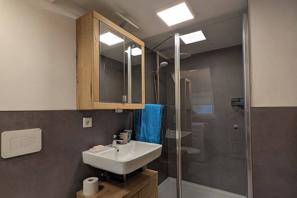 Ganze Wohnung, Der Zwergenbau - modernes Wohnen mit Schlossblick in Zschopau, Erzgebirge