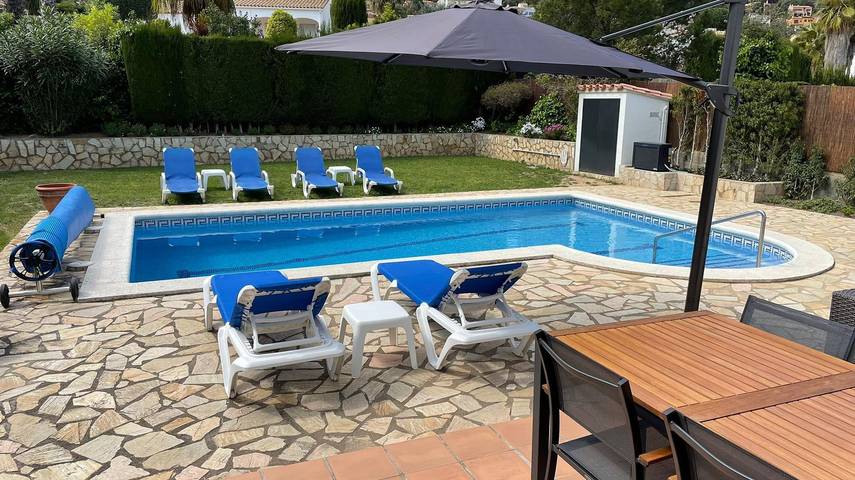 Finca für 6 Personen, mit Garten und Pool, kinderfreundlich in Calonge - 2