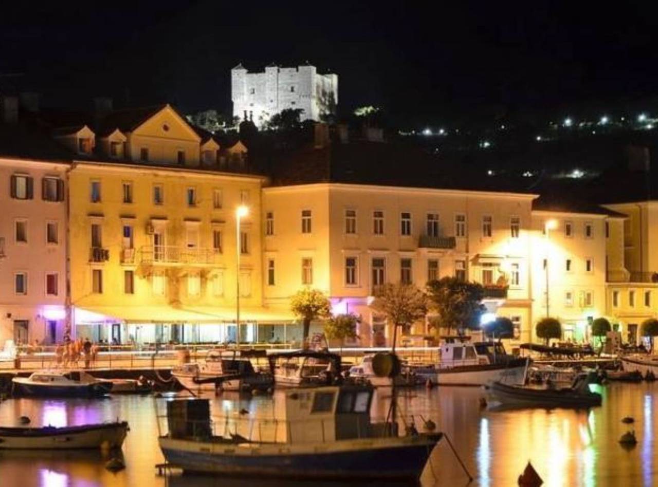 Cały apartament, Apartments Bionda Senj - One Bedroom Apartment with Terrace 4 in Senj, Kvarner