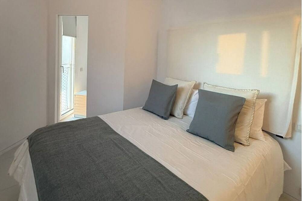 Entire apartment, The Harbour Nest | Your Home in the Heart of Ibiza's Marina in Talamanca, Ibiza (Municipality)