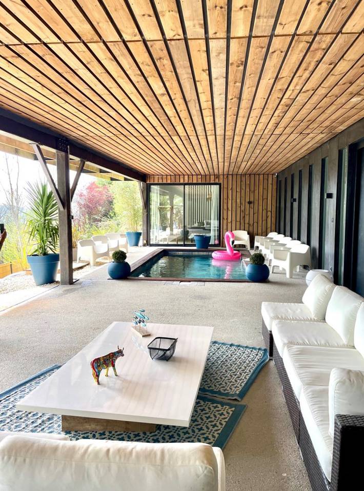 Gîte pour 15 personnes, avec jardin ainsi que terrasse et piscine, animaux acceptés à Houlgate - 2